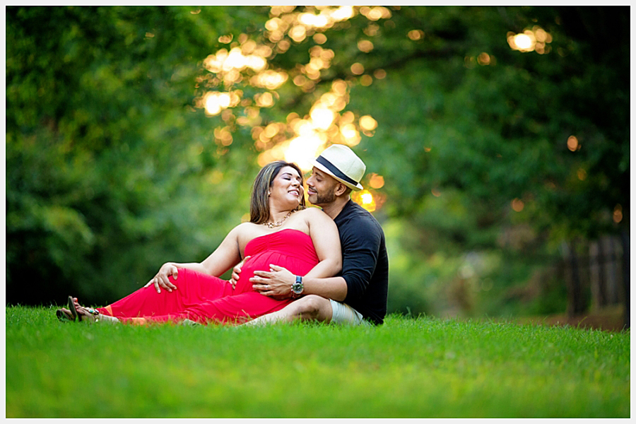 Maternity photos in High Park, Toronto